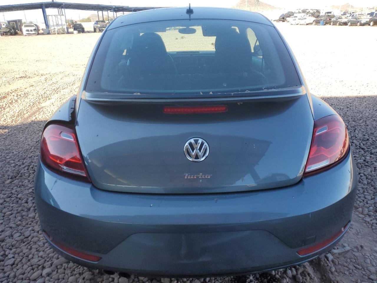 3VWFD7AT9KM707949 2019 Volkswagen Beetle S