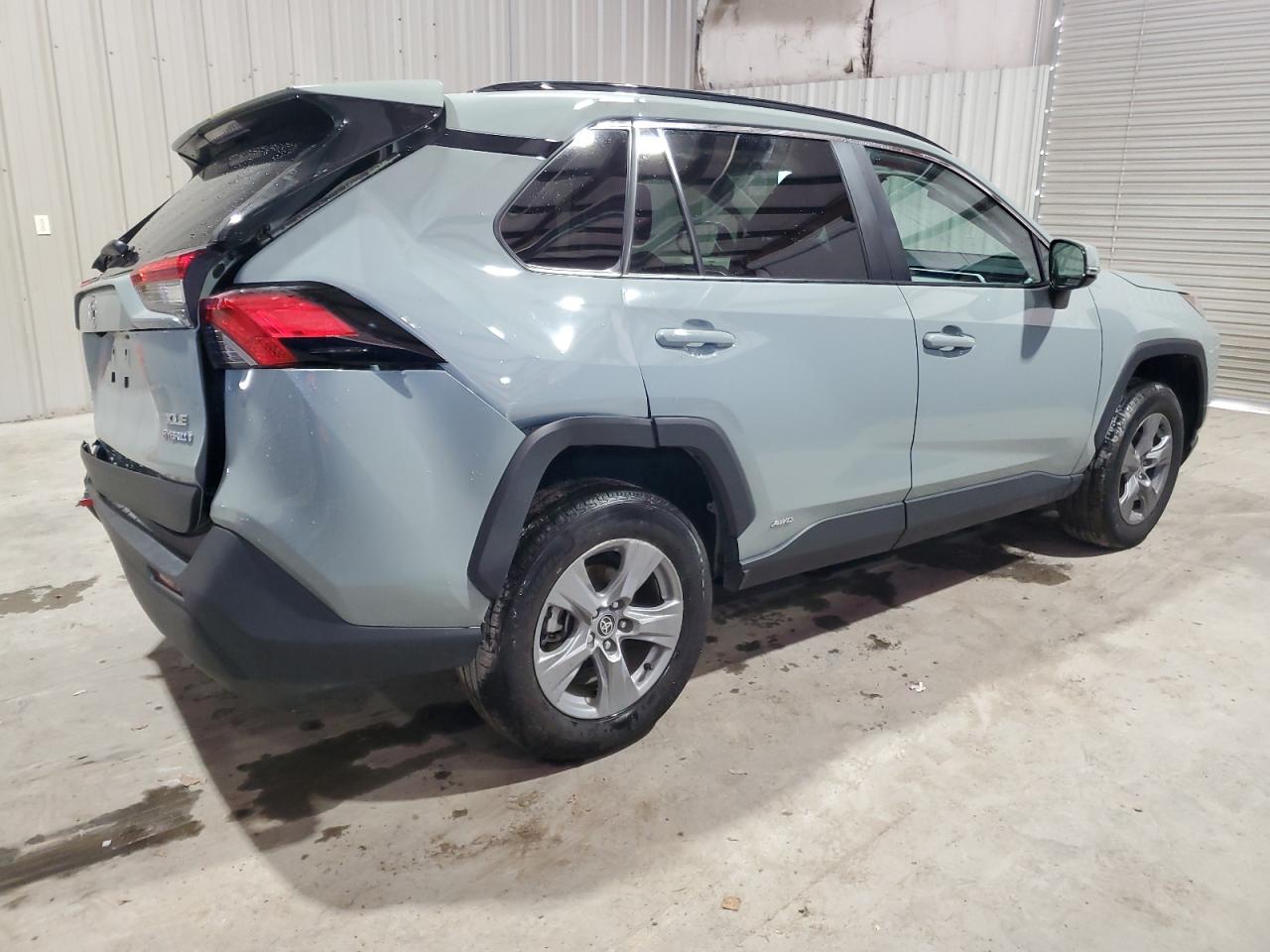 2022 Toyota RAV 4 - Image 3