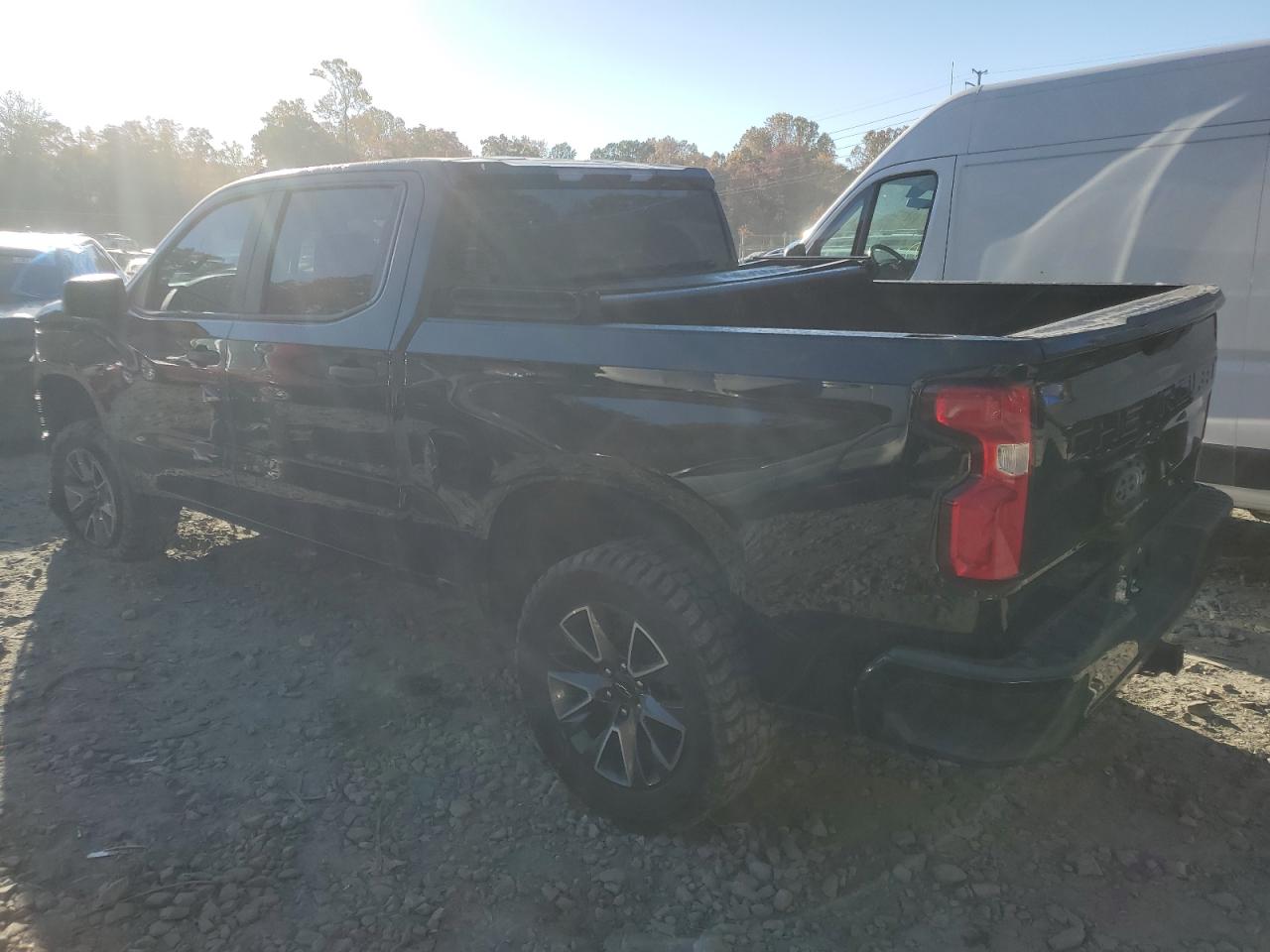 2021 Chevrolet Silverado - Image 2