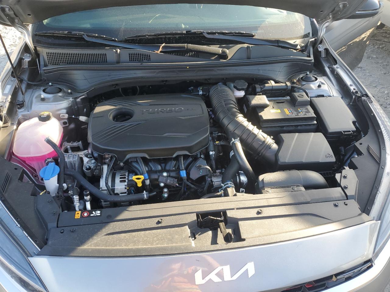 2024 Kia Forte - Image 11