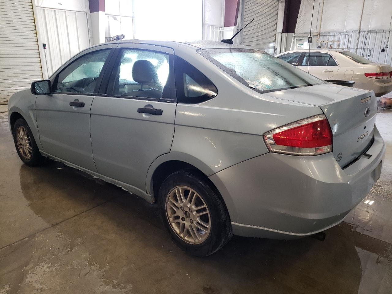 2009 Ford Focus - Image 2