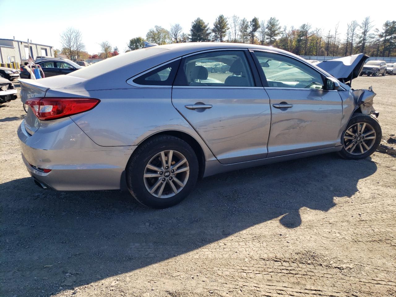 2015 Hyundai Sonata - Image 3