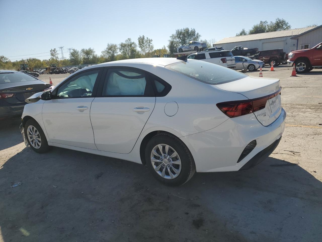 2024 Kia Forte - Image 2