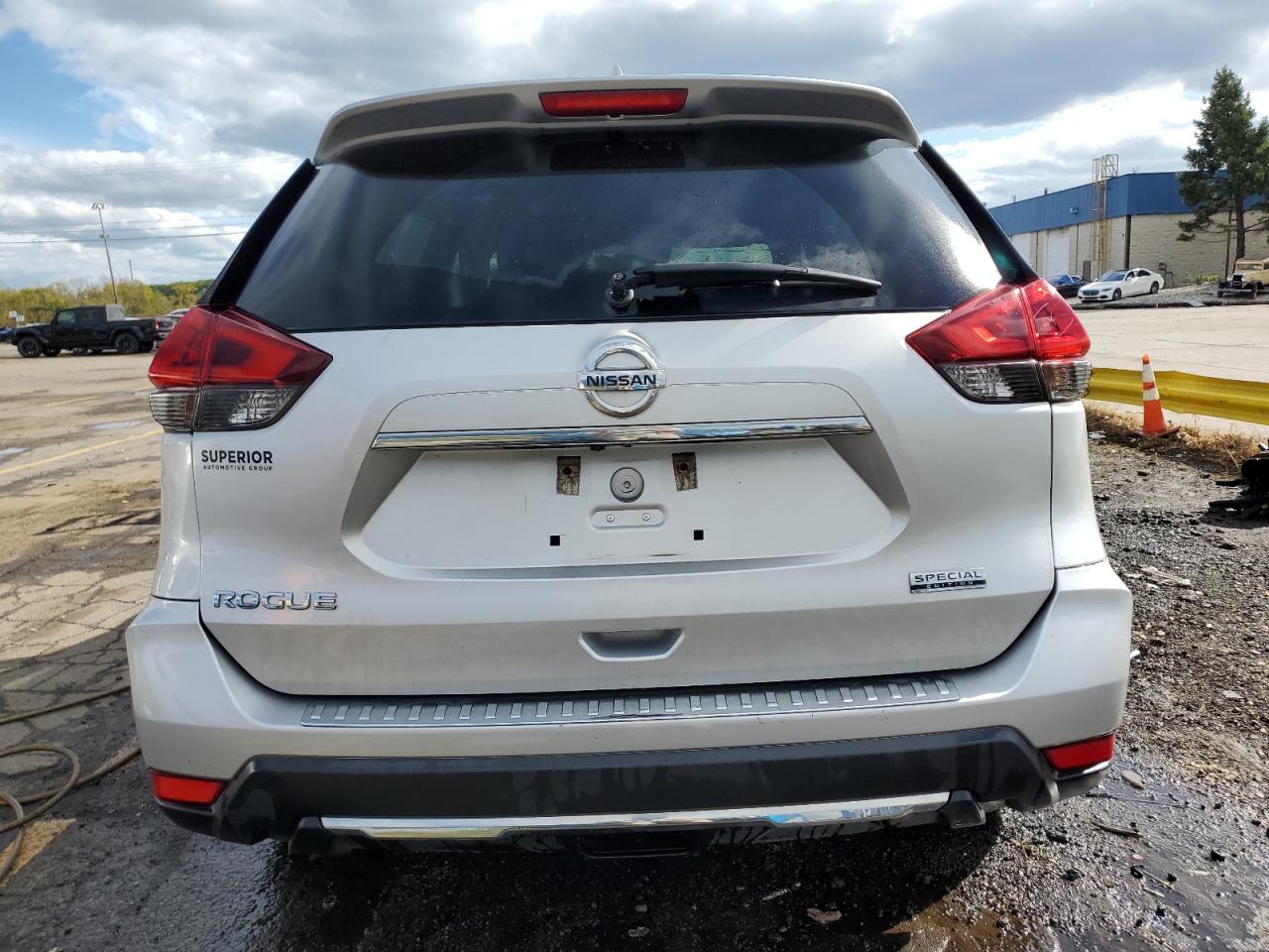 2019 Nissan Rogue - Image 6