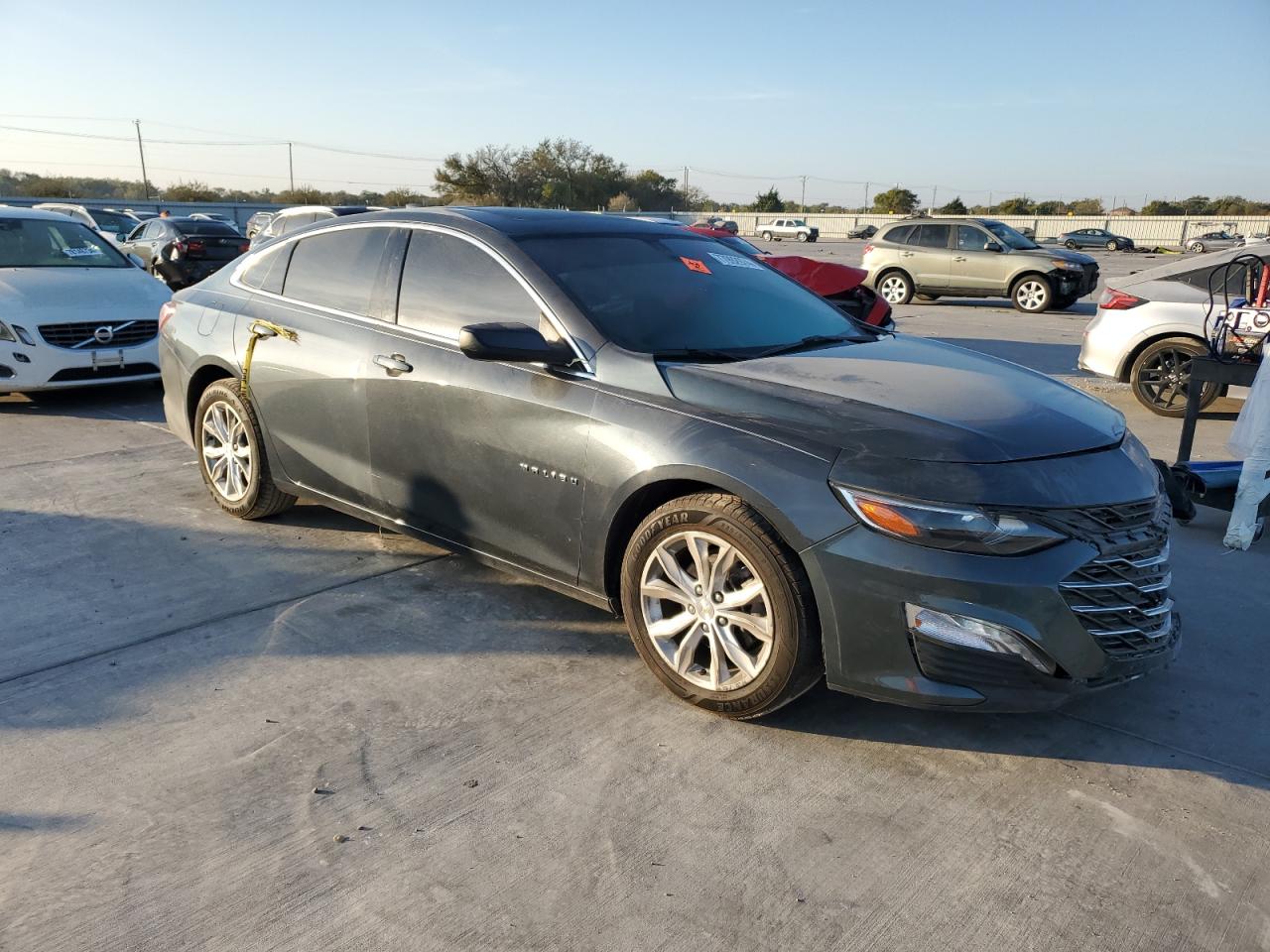 2019 Chevrolet Malibu - Image 4