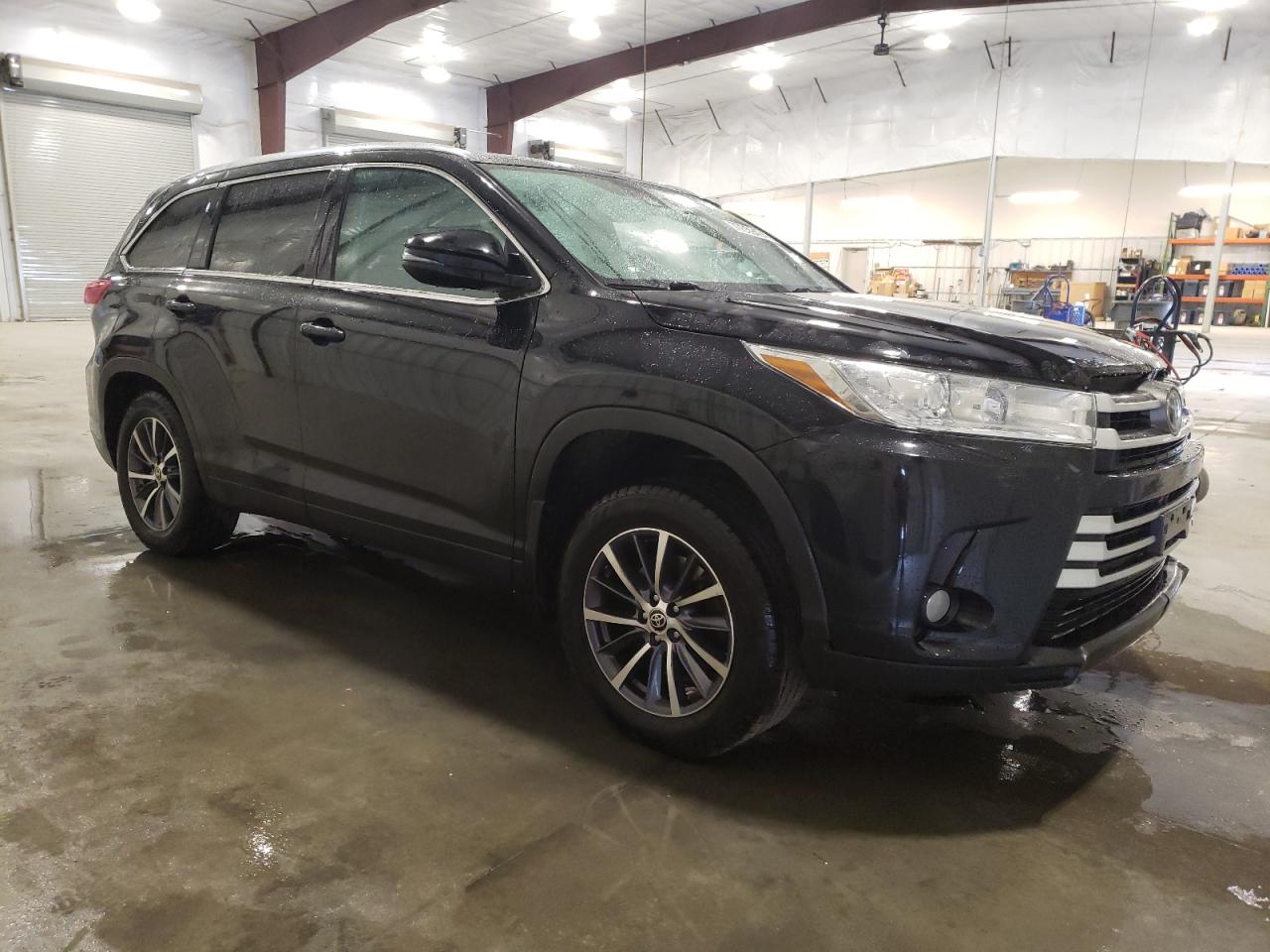 2019 Toyota Highlander - Image 4