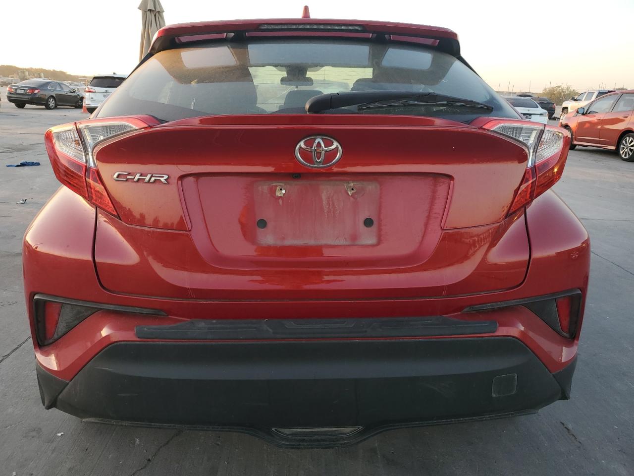 2022 Toyota C-Hr Xle VIN: NMTKHMBXXNR147531 Lot: 77456364