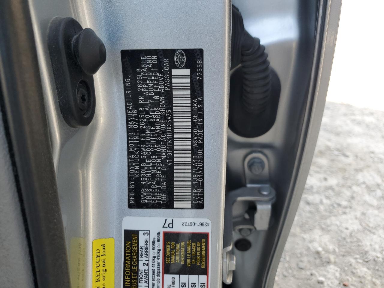 2017 Toyota Camry - Image 13