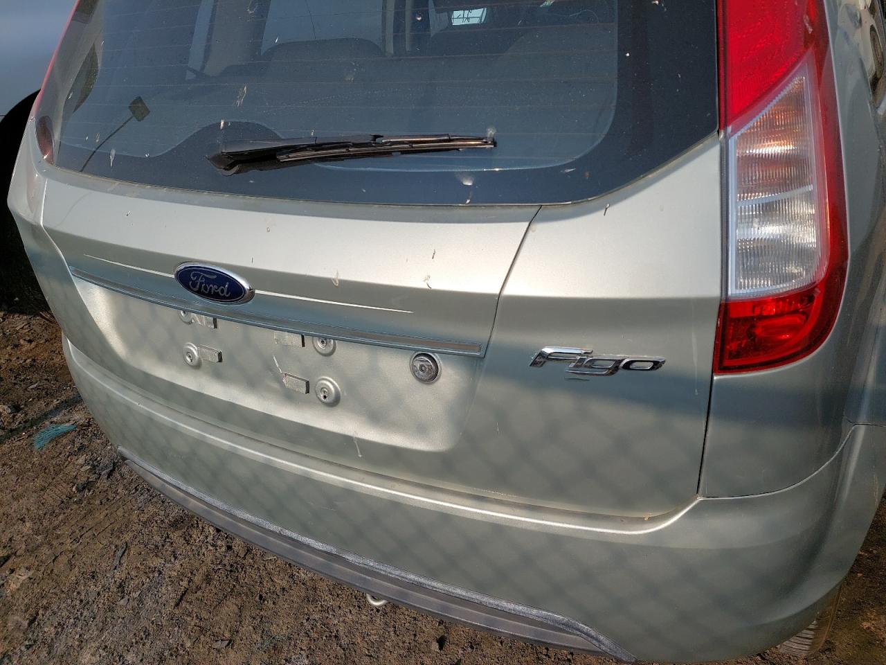 MAJTJ2ZD8FAA51687 - 2015 Ford Figo - #77049834