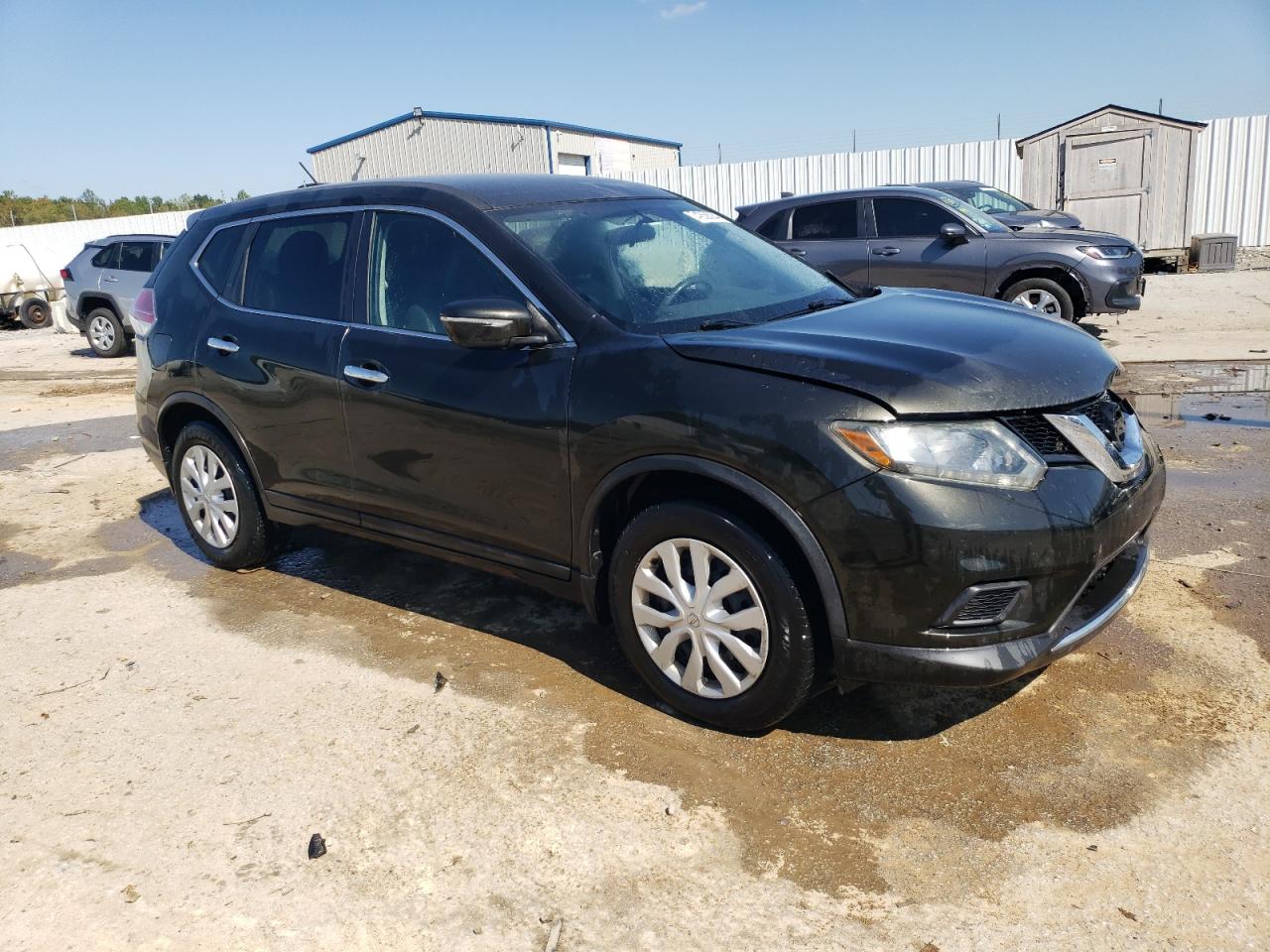 2015 Nissan Rogue - Image 4