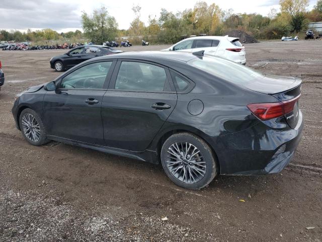 3KPF54AD0NE437967 Kia Forte GT L 2