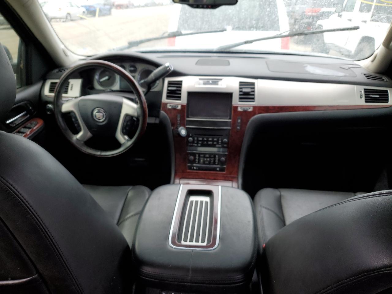 2014 Cadillac Escalade - Image 8