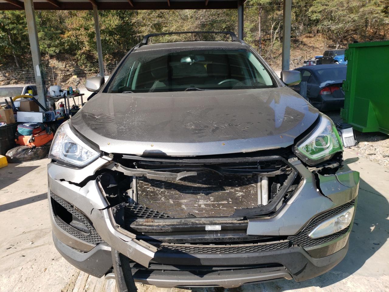 2015 Hyundai Santa Fe - Image 5