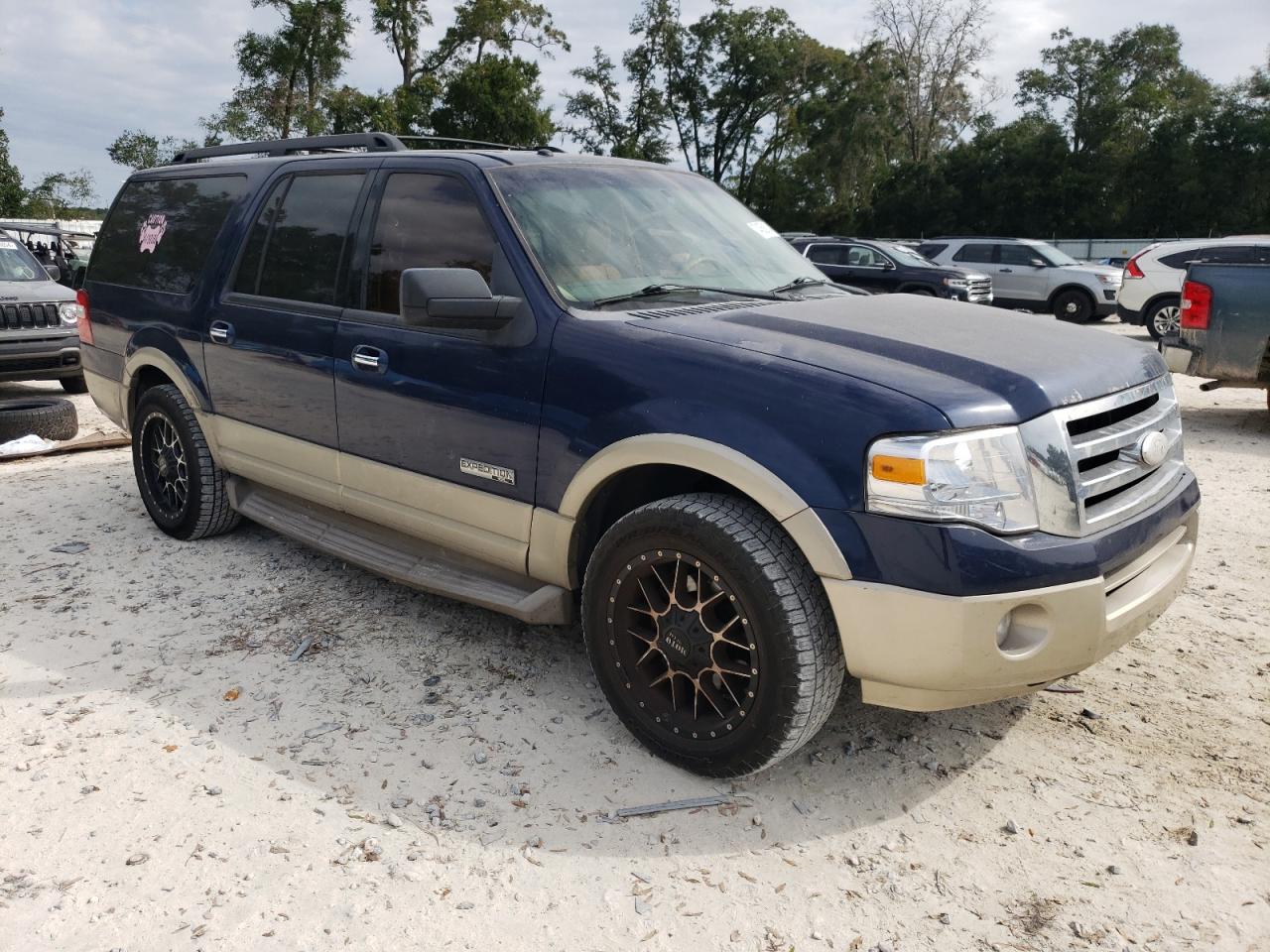 2008 Ford Expedition - Image 4