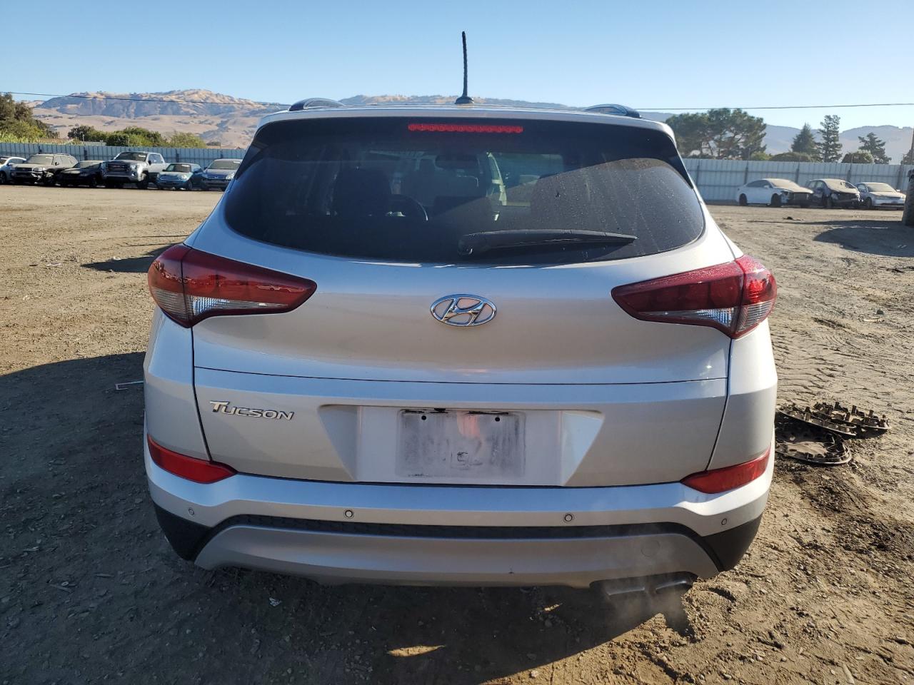 2017 Hyundai Tucson Limited VIN: KM8J33A25HU570864 Lot: 77150304