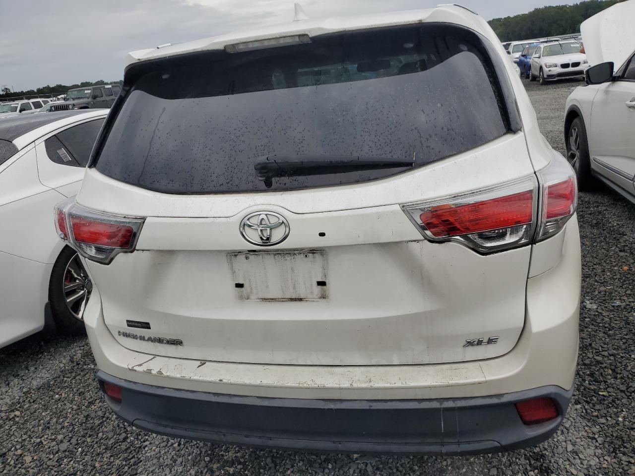 5TDKKRFH0GS181466 2016 Toyota Highlander Xle