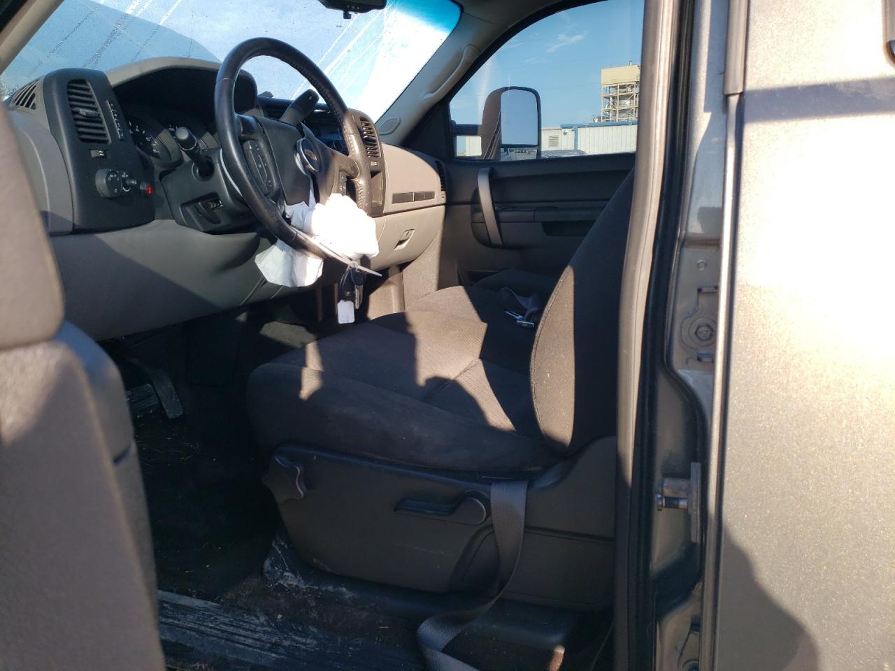 2011 Chevrolet Silverado - Image 7