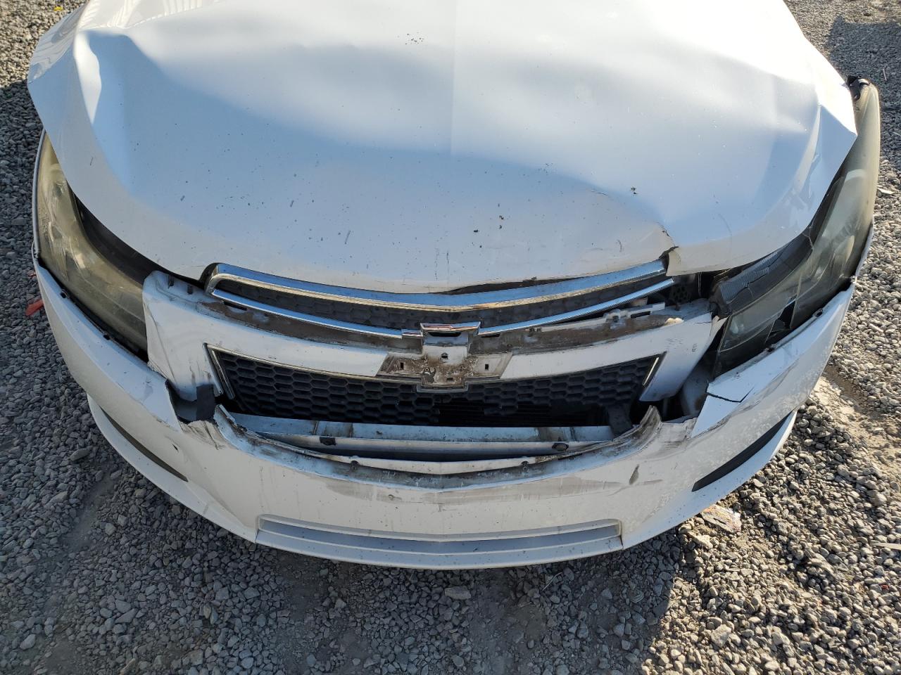 2012 Chevrolet Cruze - Image 11