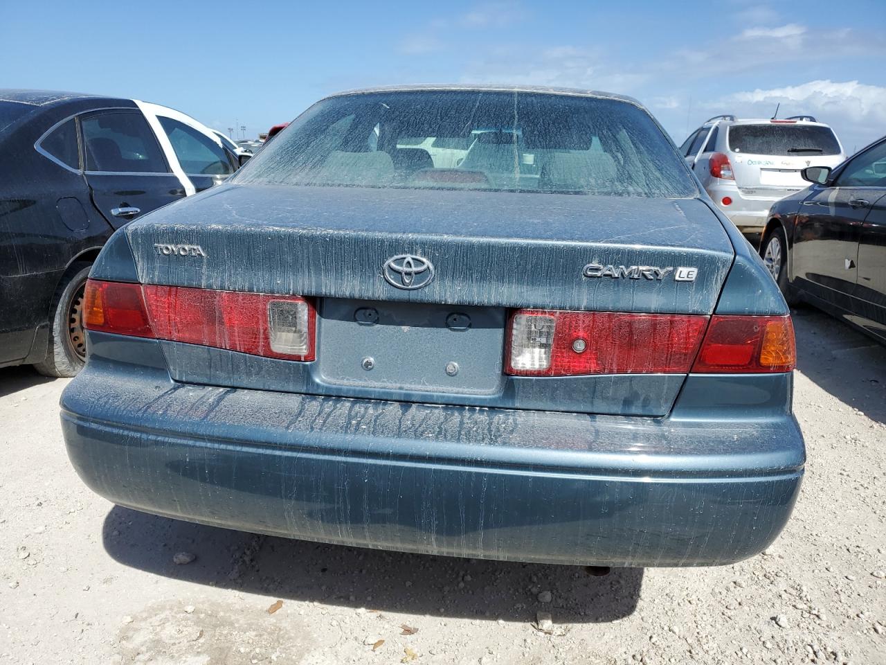 2000 Toyota Camry Ce VIN: 4T1BG22K2YU939178 Lot: 75084584