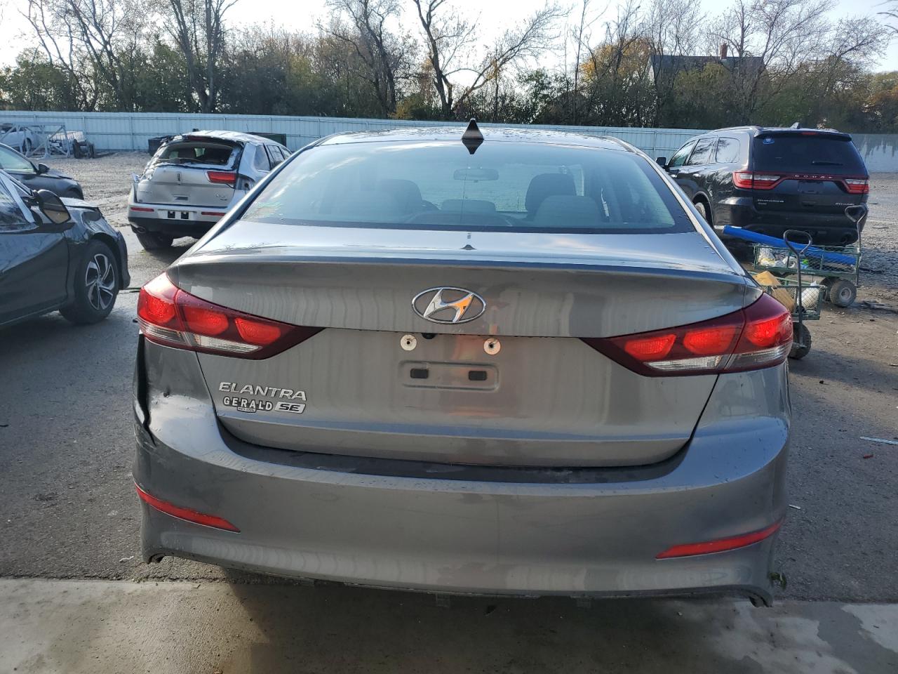 2018 Hyundai Elantra Se VIN: 5NPD74LF5JH370546 Lot: 77705914