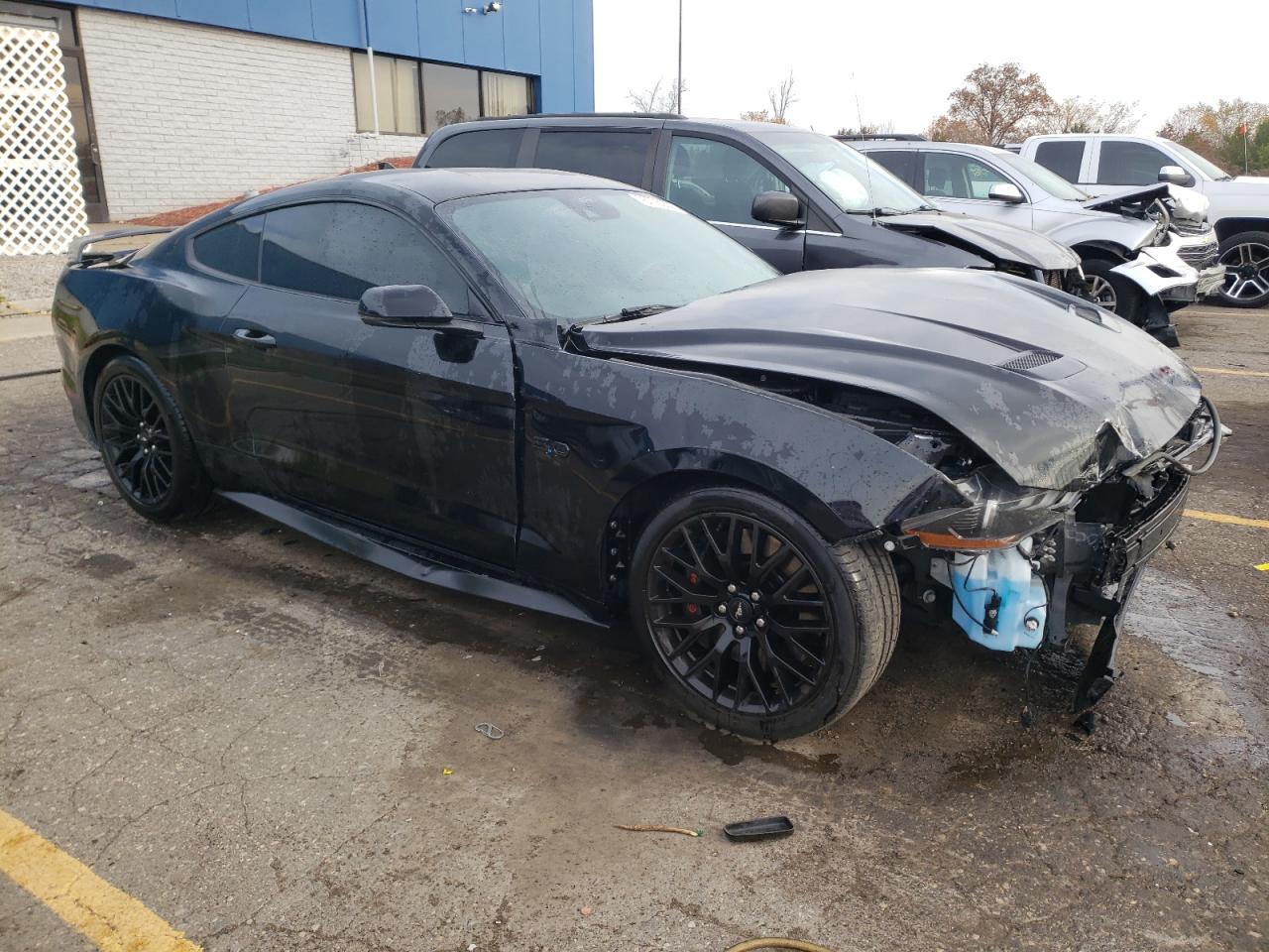 2022 Ford Mustang - Image 4