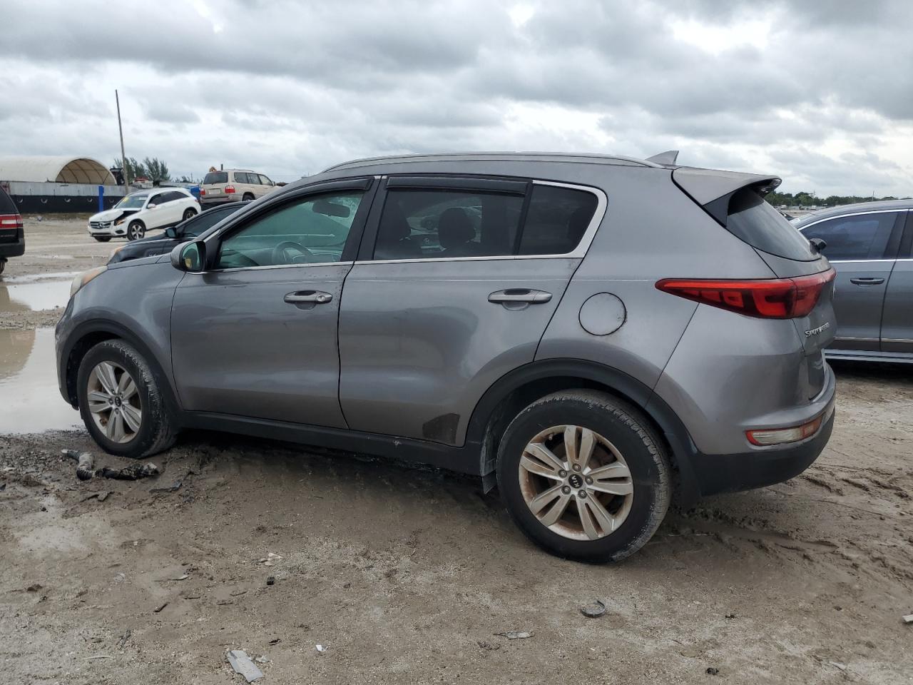 KNDPM3AC4H7208303 2017 KIA SPORTAGE - Image 2