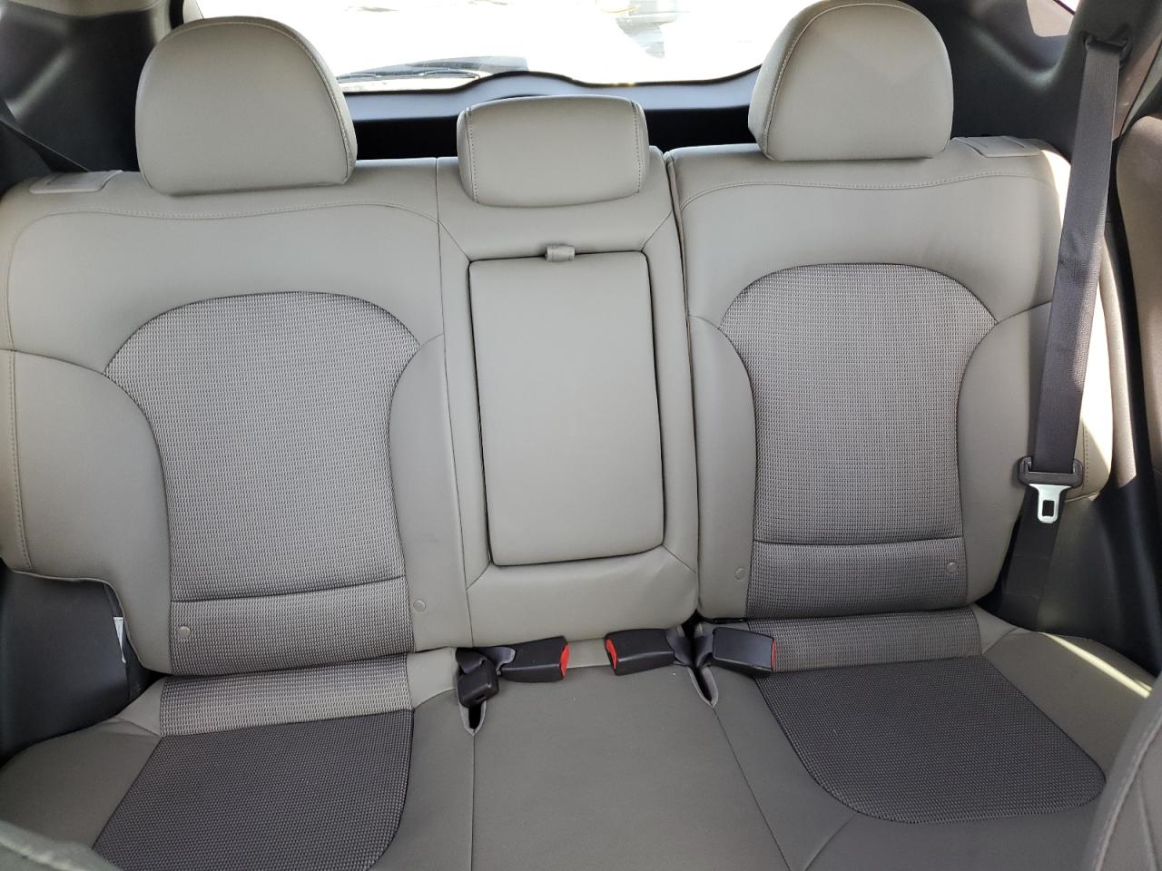 2015 Hyundai Tucson - Image 10