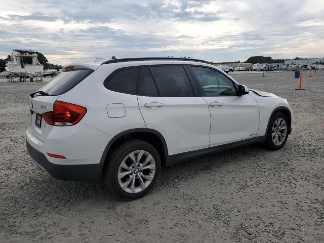  BMW X1 2014 Белы