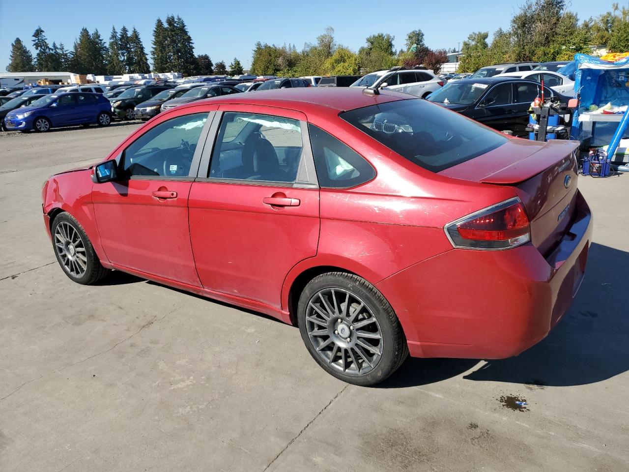2010 Ford Focus - Image 2