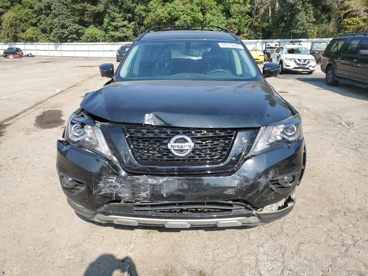 2019 Nissan Pathfinder - Image 5