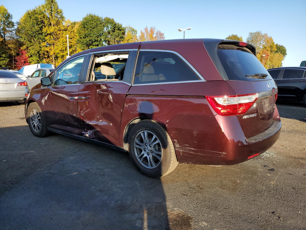 2013 Honda Odyssey - Image 2