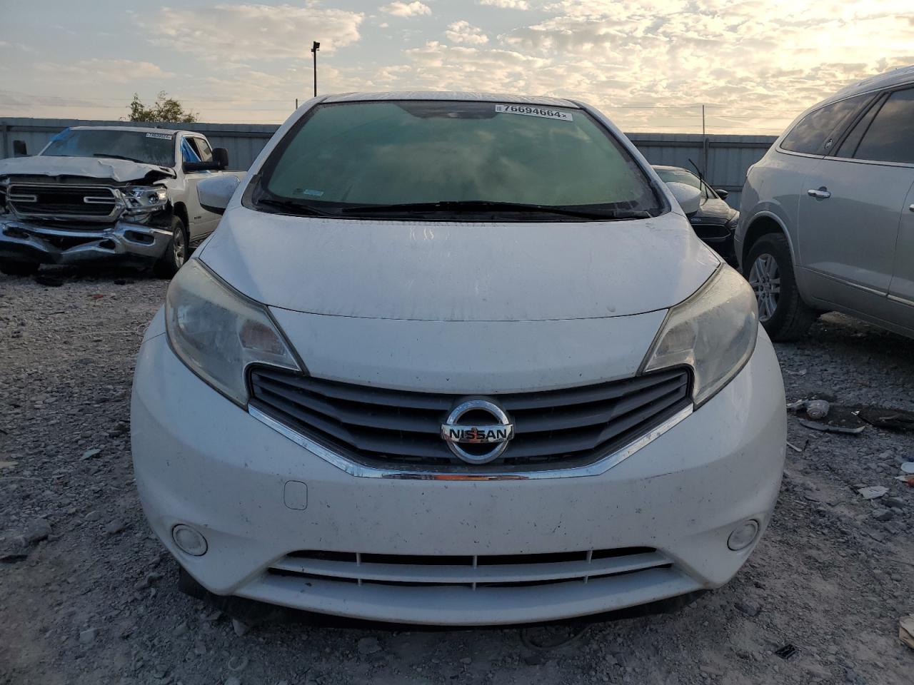 2015 Nissan Versa - Image 5