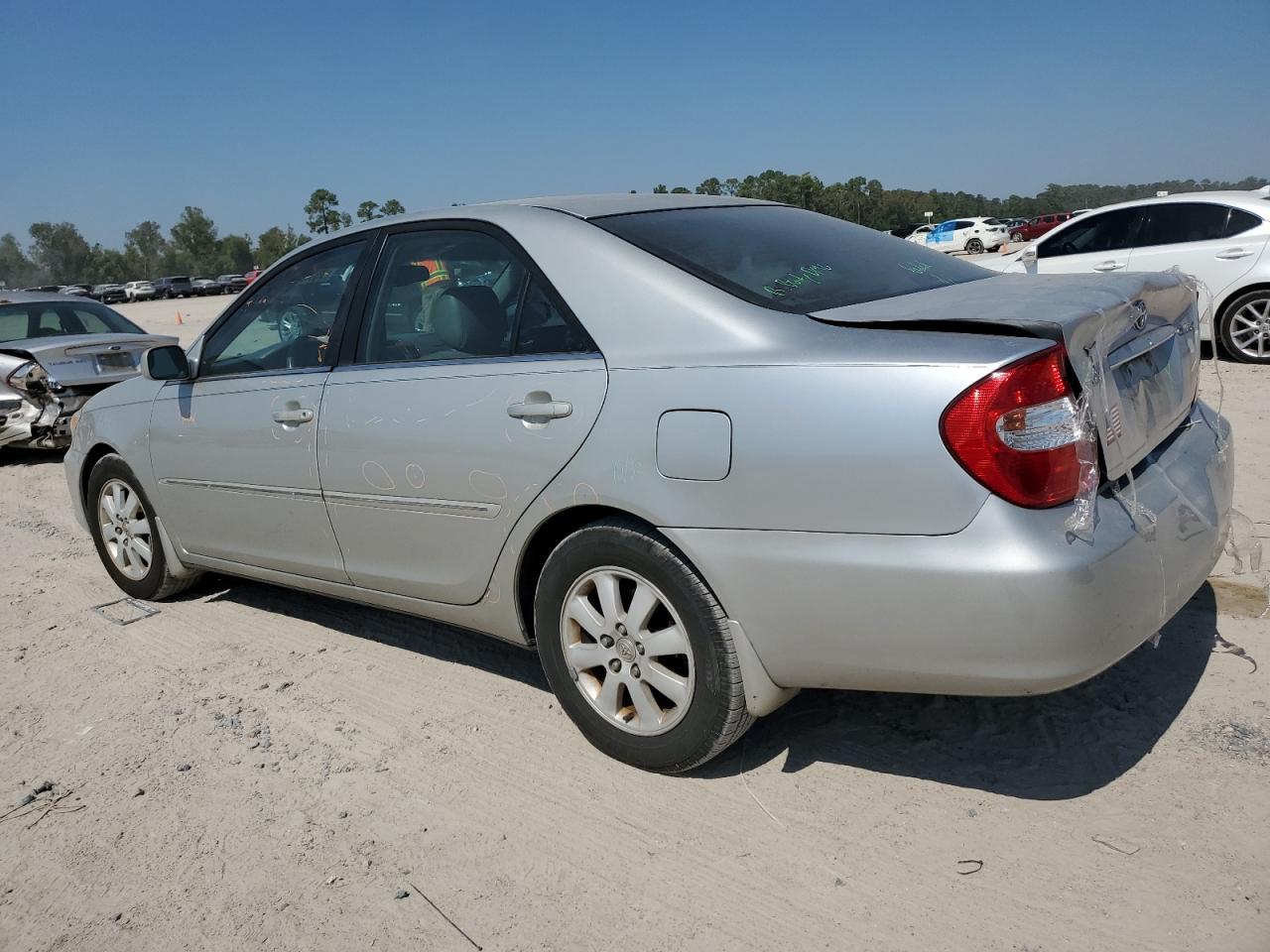 2003 Toyota Camry Le VIN: 4T1BE32K93U712798 Lot: 75722454