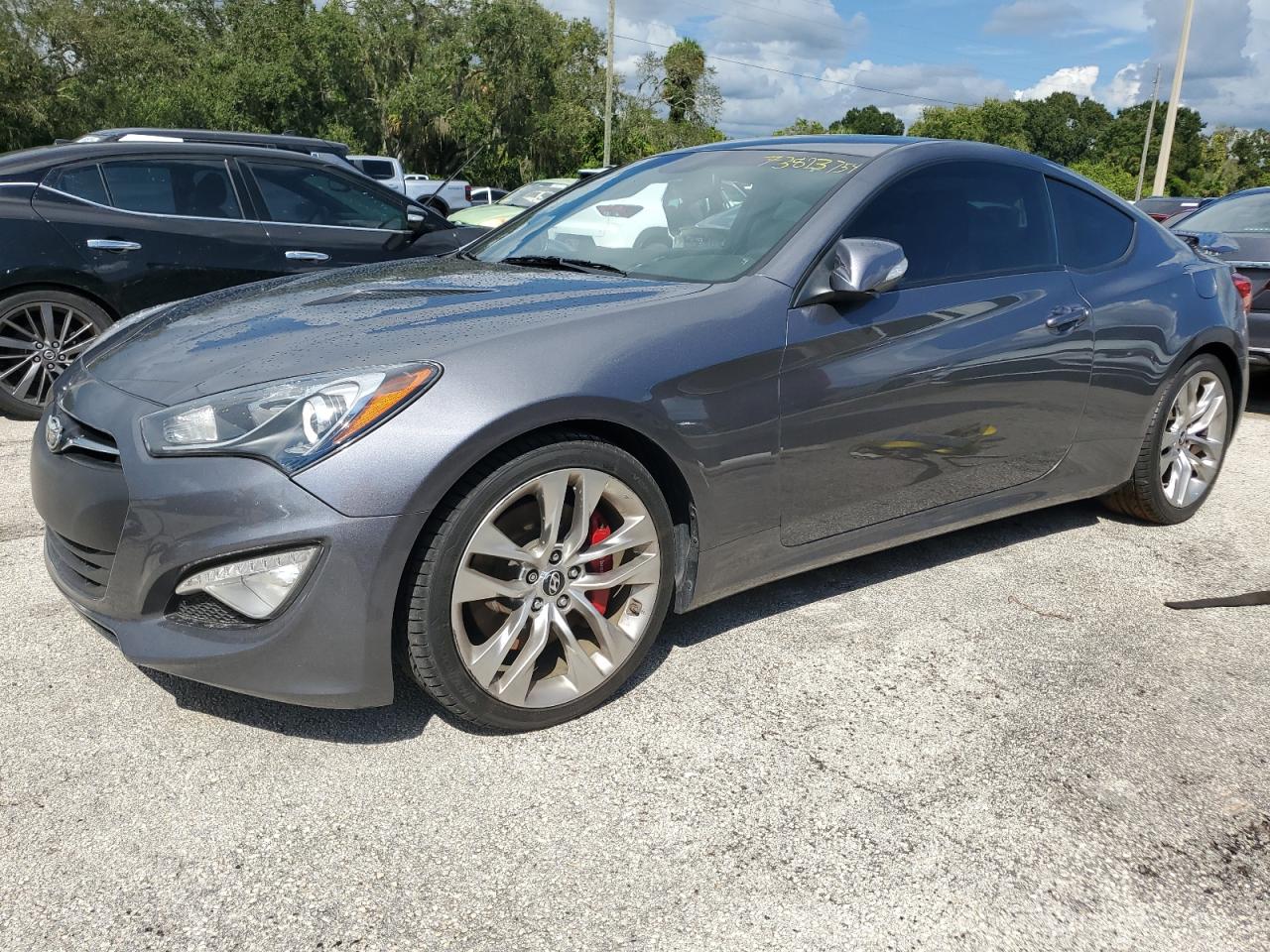 2016 Hyundai Genesis - Image 1