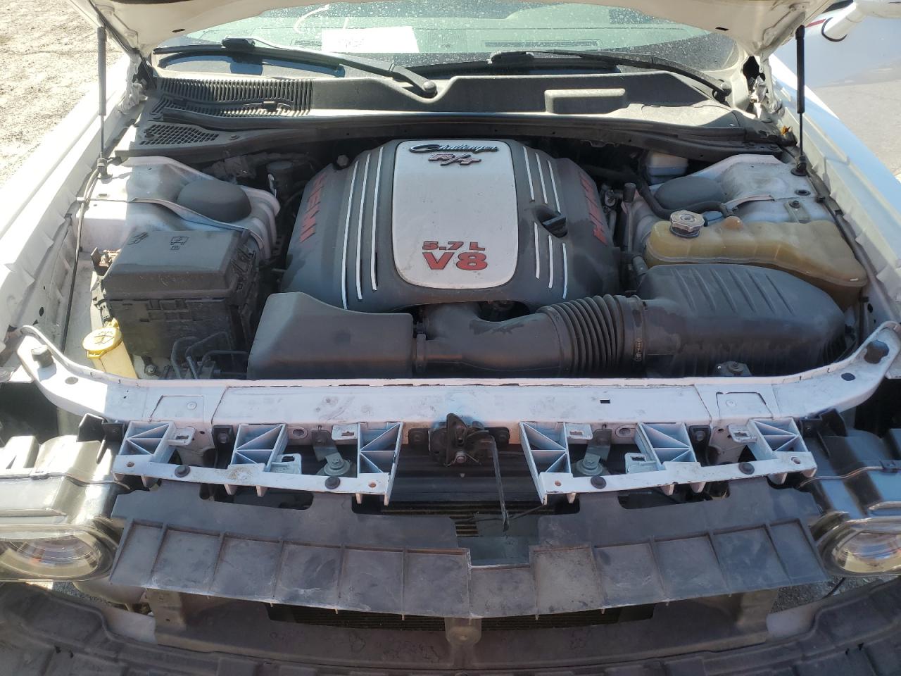 2013 Dodge Challenger - Image 11