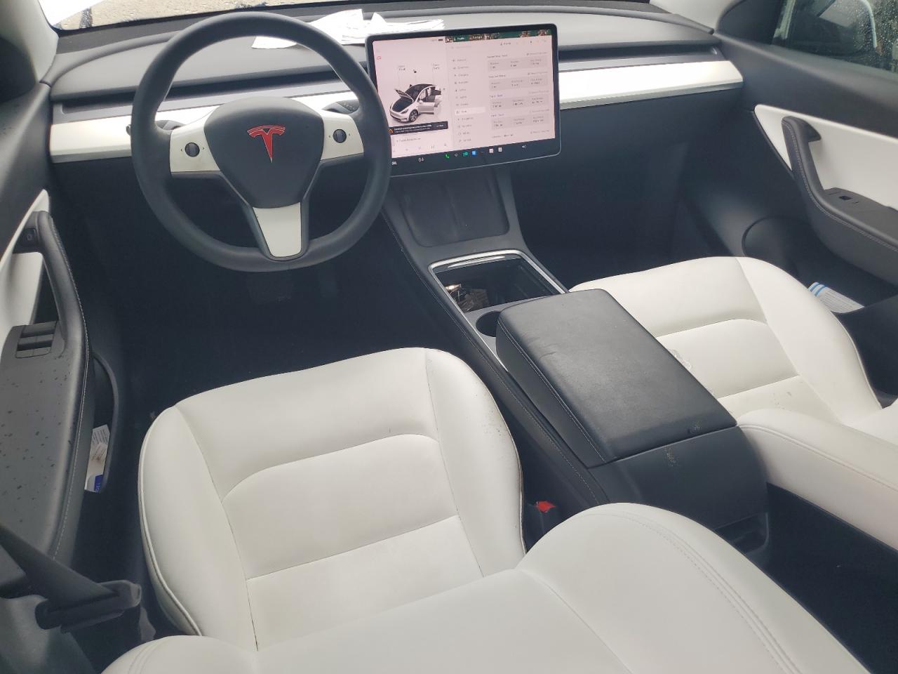 7SAYGDEE1NF368922 2022 Tesla Model Y