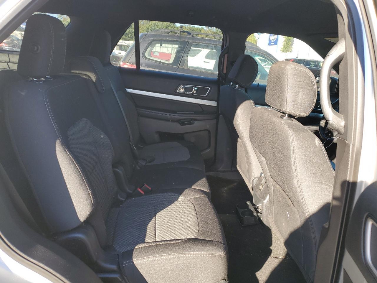 2017 Ford Explorer - Image 11