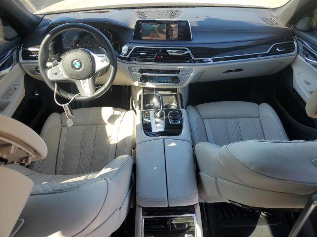  BMW 7 SERIES 2022 Серый