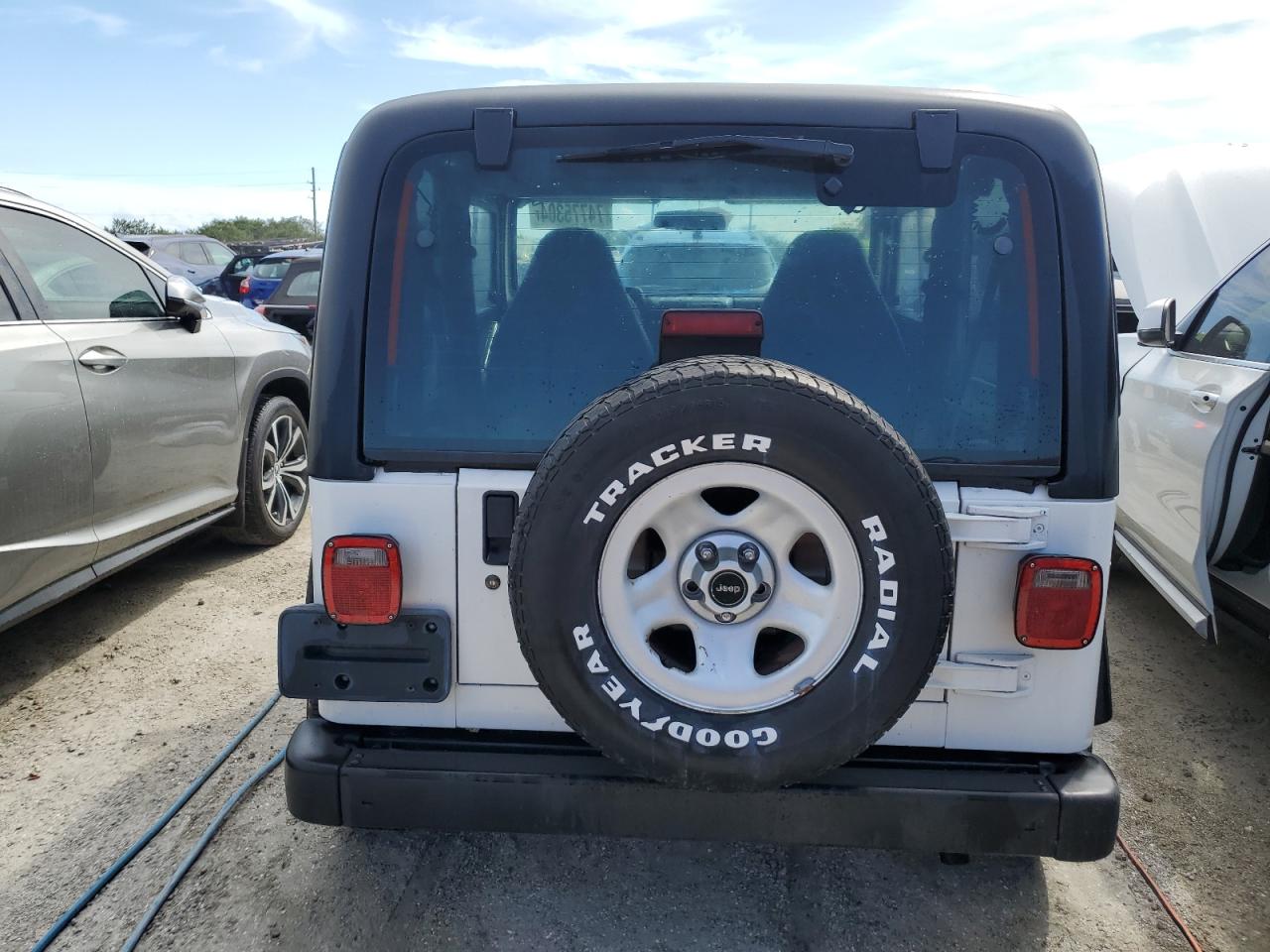 1998 Jeep Wrangler / Tj Se VIN: 1J4FY29P3WP767026 Lot: 74775304