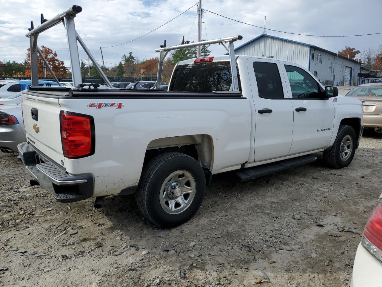 2016 Chevrolet Silverado - Image 3