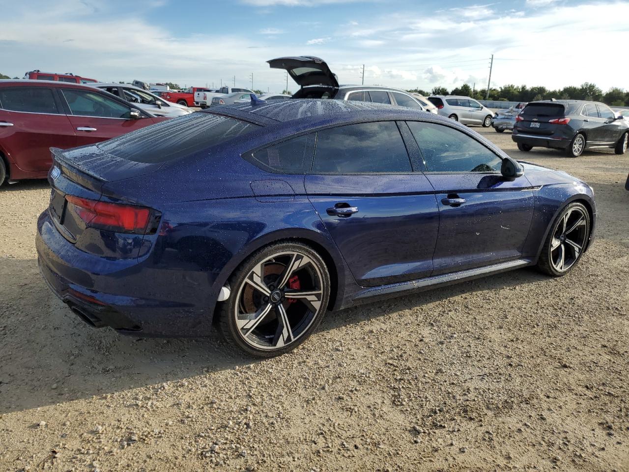 WUABWCF54KA907989 2019 Audi Rs5