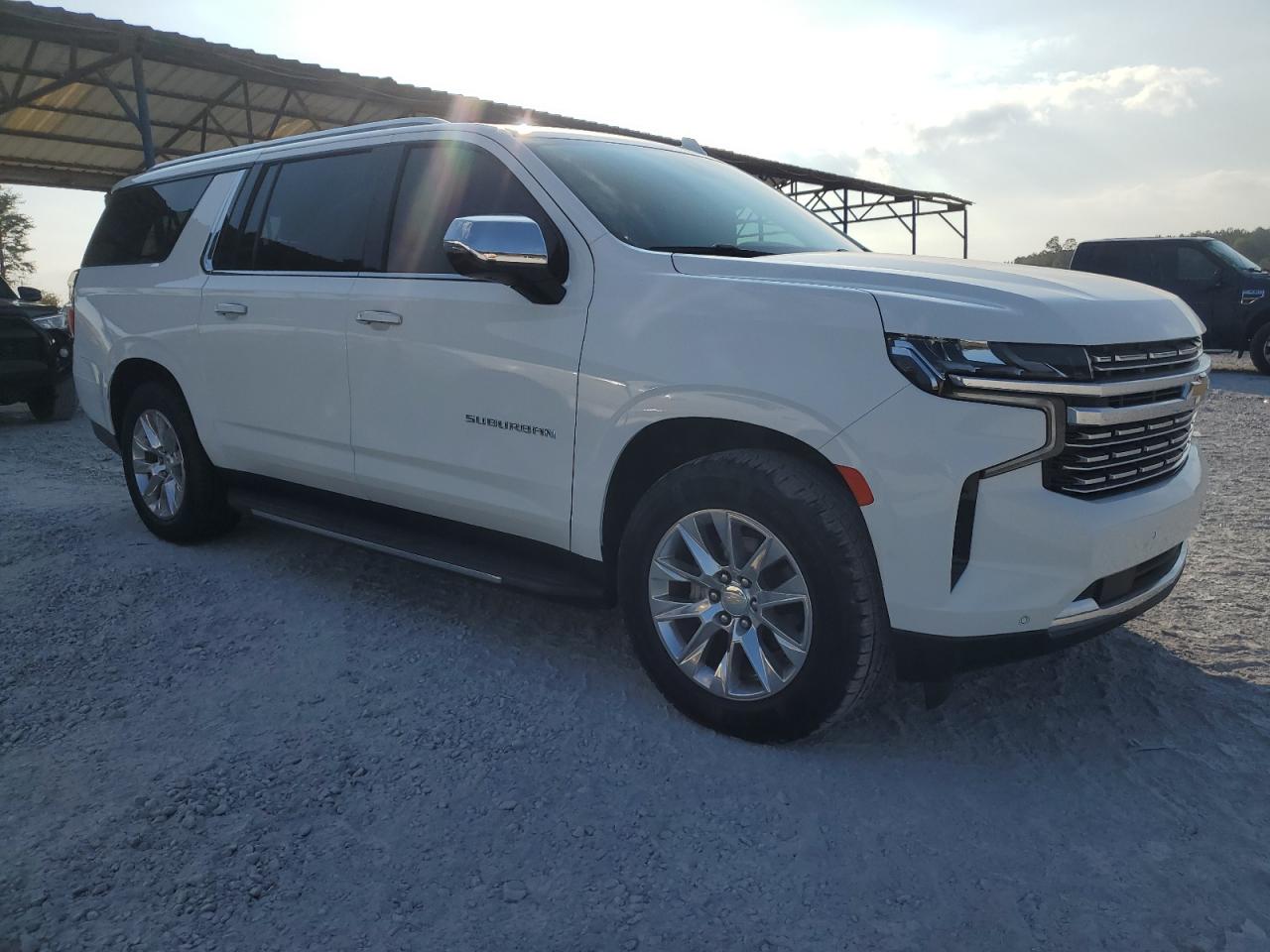 2022 Chevrolet Suburban - Image 4
