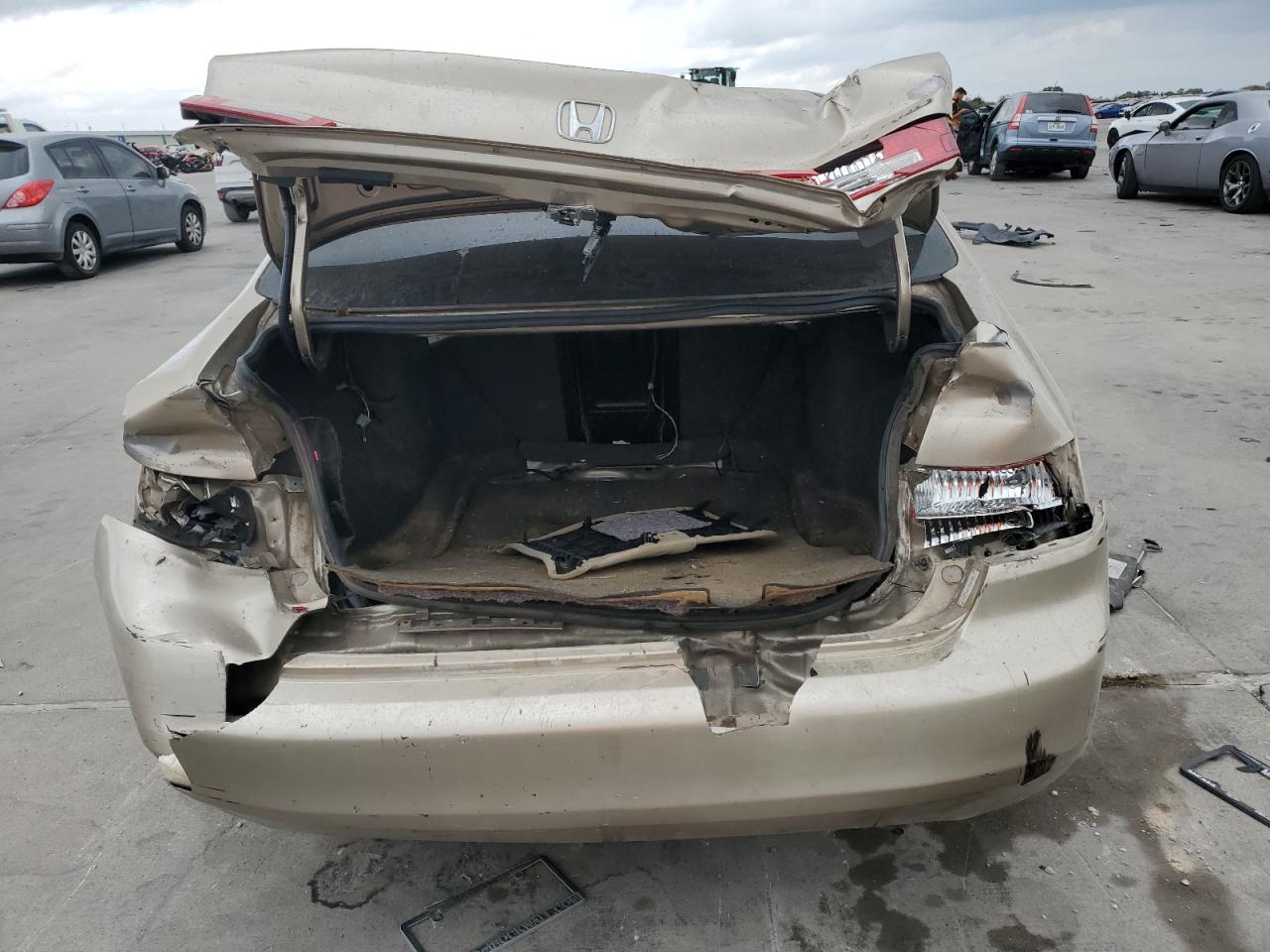 2005 Honda Accord - Image 6