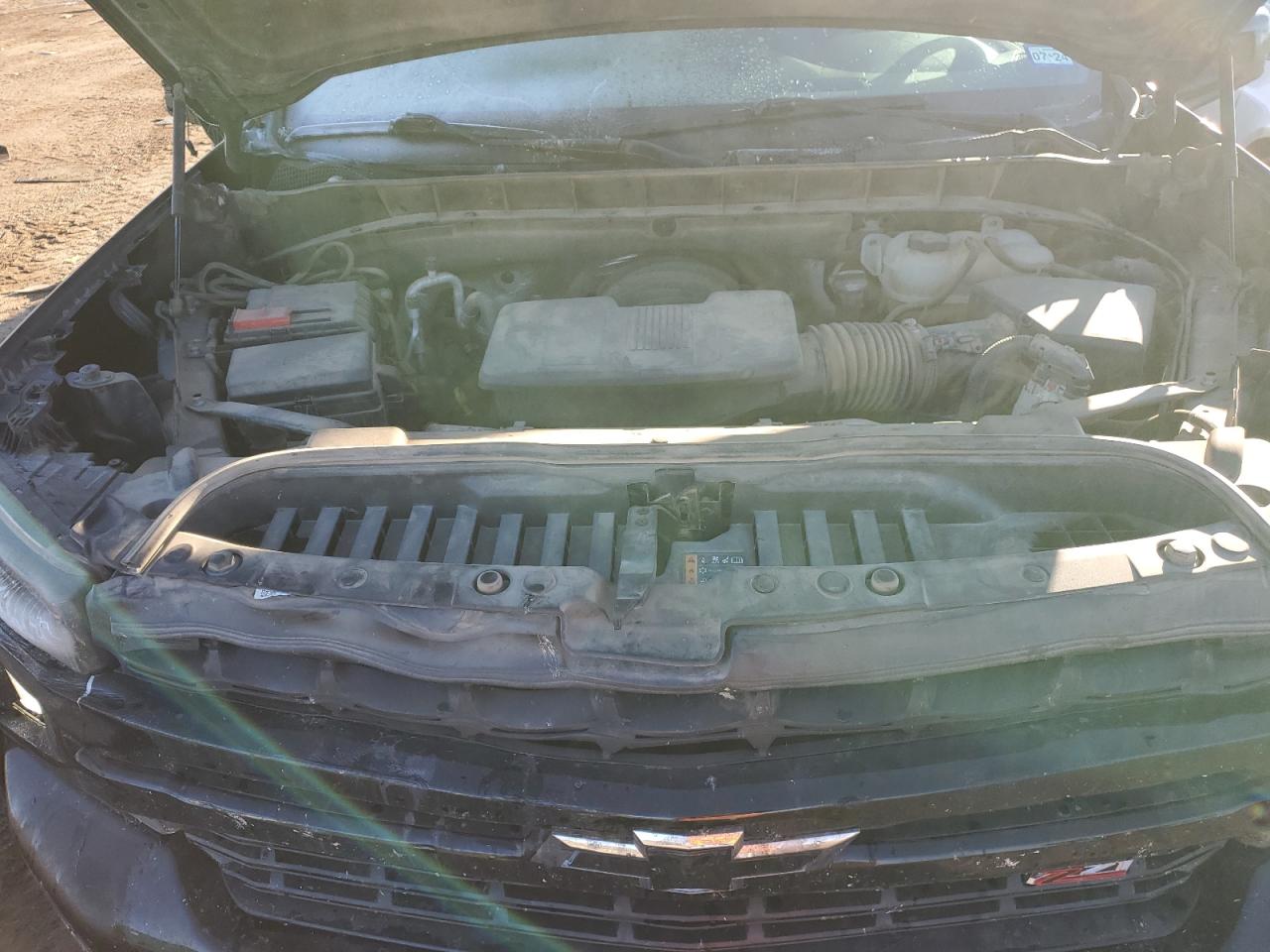 2021 Chevrolet Silverado - Image 11