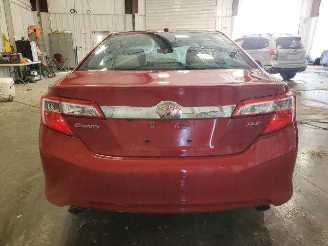  TOYOTA CAMRY 2014 Czerwony