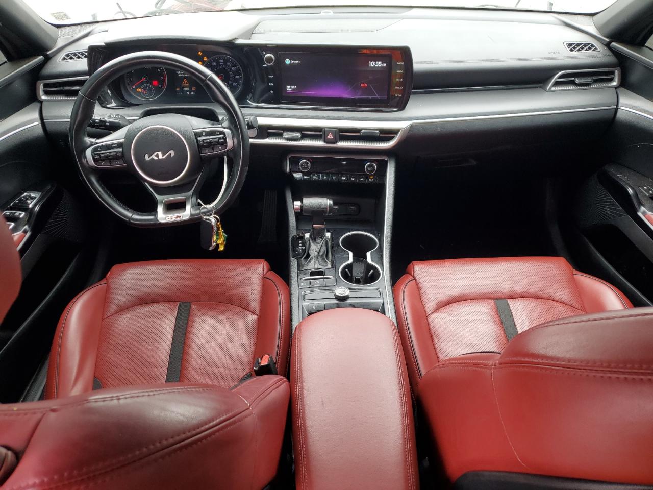 2022 Kia K5 - Image 8