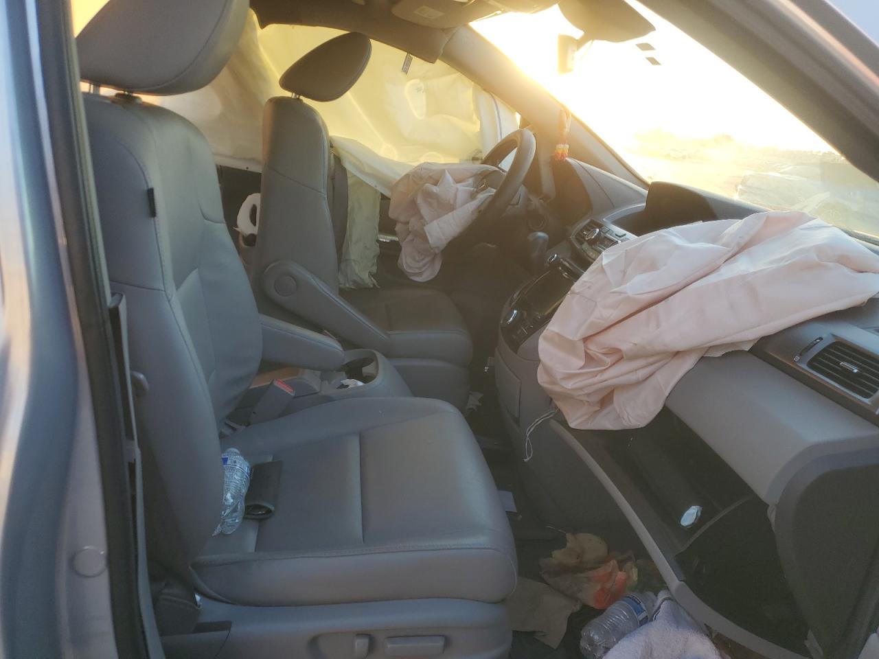 2014 Honda Odyssey - Image 7