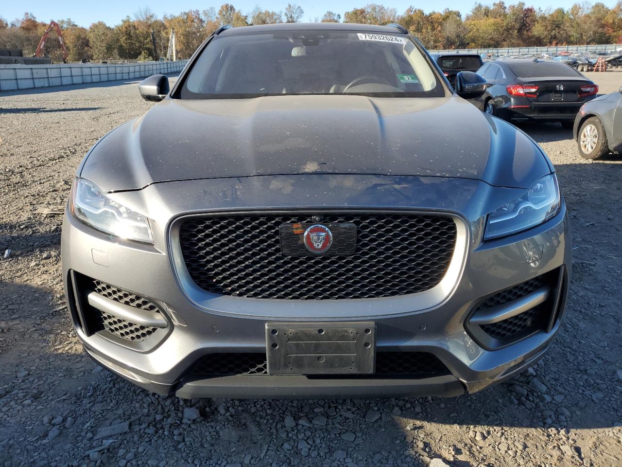 SADCL2BV0HA091788 2017 Jaguar F-Pace R - Sport