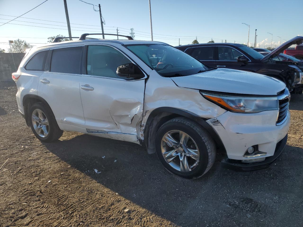 2015 Toyota Highlander Limited VIN: 5TDDKRFH4FS095066 Lot: 77333944