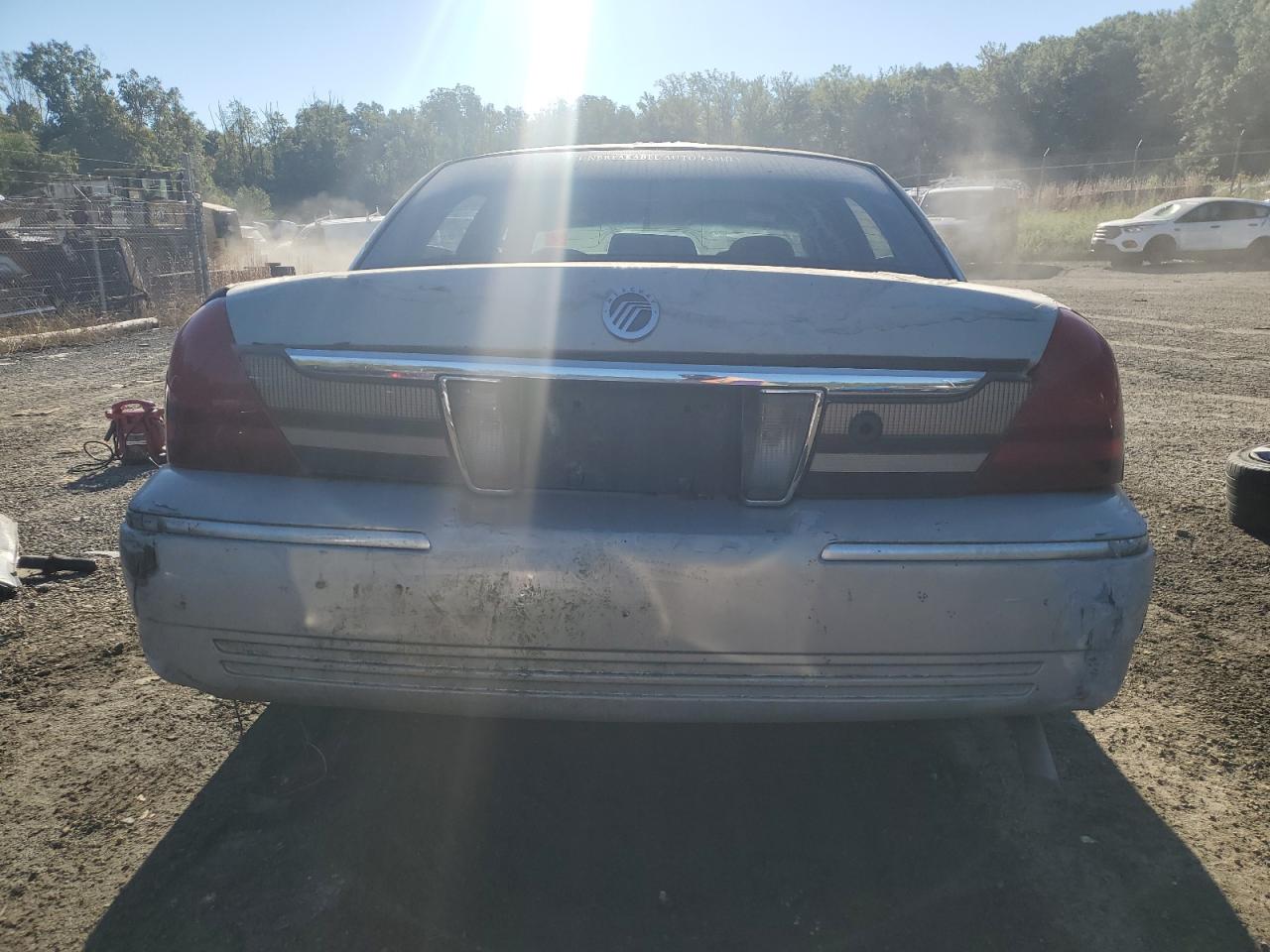 2006 Mercury Grand Marquis Gs VIN: 2MEFM74V06X648525 Lot: 74450724